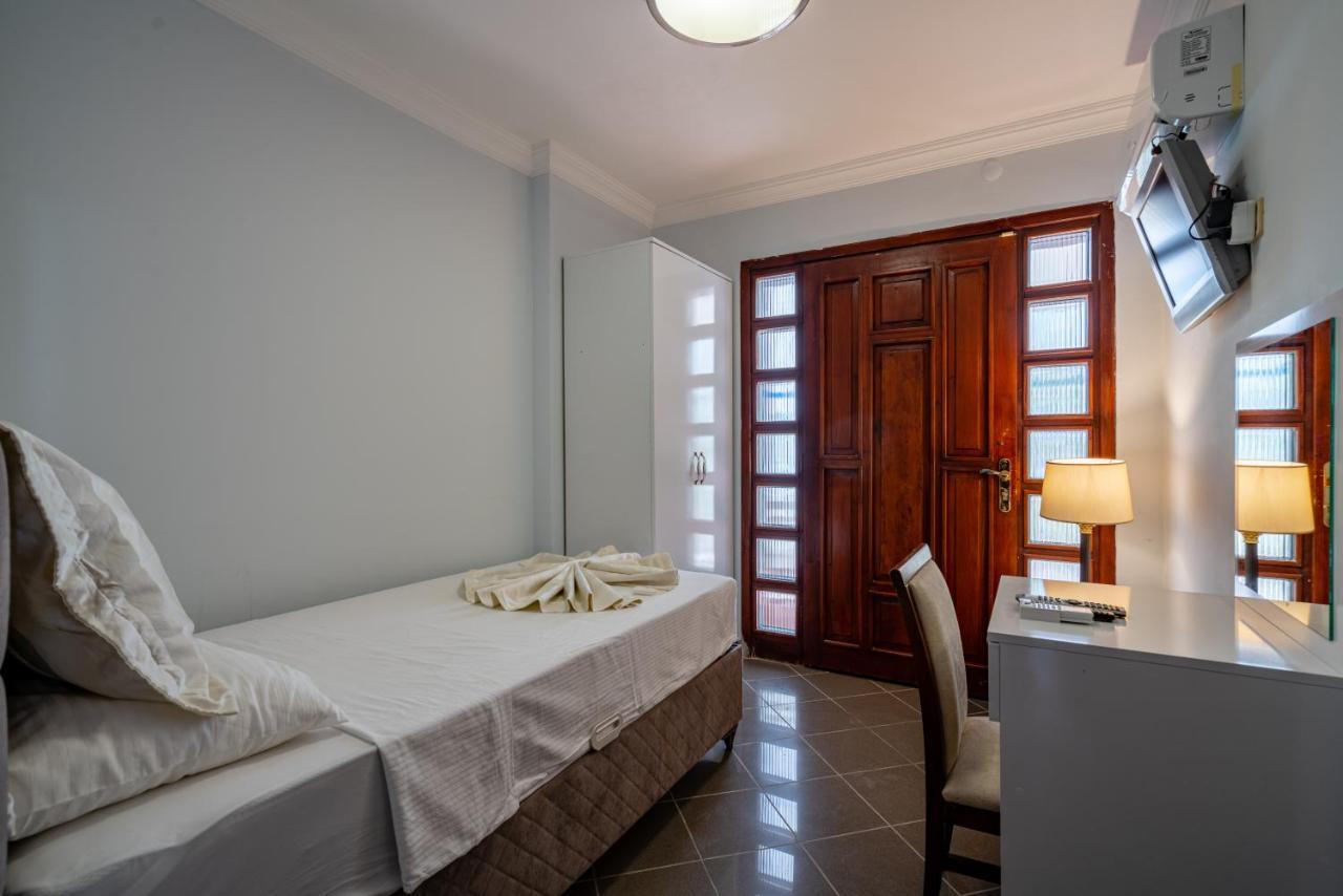 Sare Beach Hotel Анталья Экстерьер фото